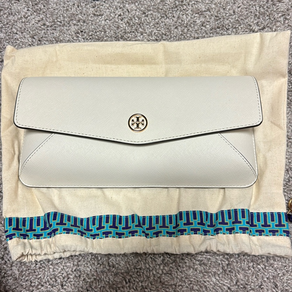 Tory Burch Kiva Leather Clutch